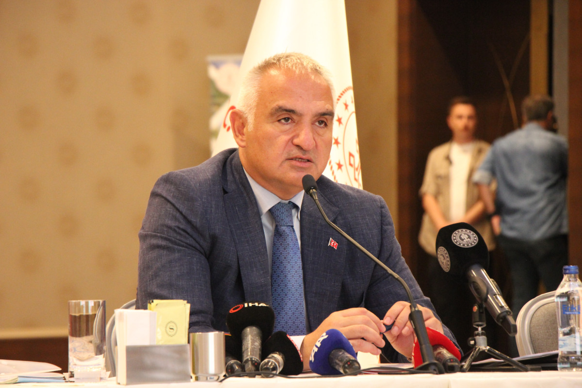 Mehmet Nuri Ersoy: 2028 yılında turizmden 100 milyar dolarlık bir gelir hedefimiz var