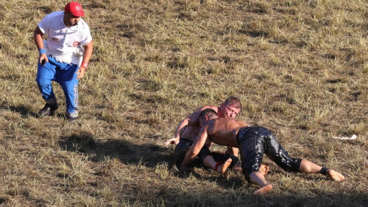 Kırkpınar'a doğrudan katılacak 24 başpehlivanın torbaları belli oldu