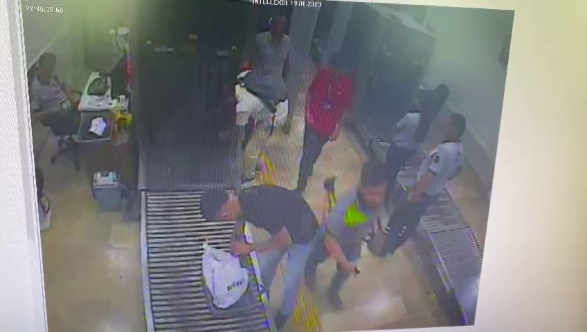 Adana'da dizi oyuncusu Ulaş Ünal, cüzdan hırsızlığı yaptı