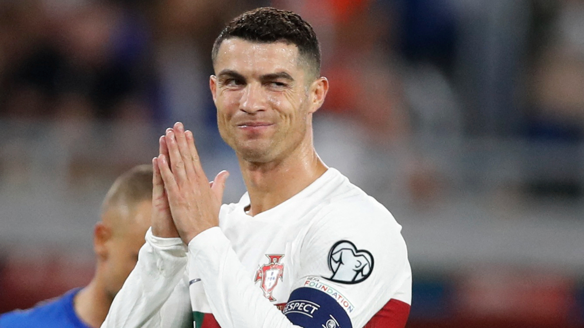 Cristiano Ronaldo, depremzedelere Fas'taki otelini açtı