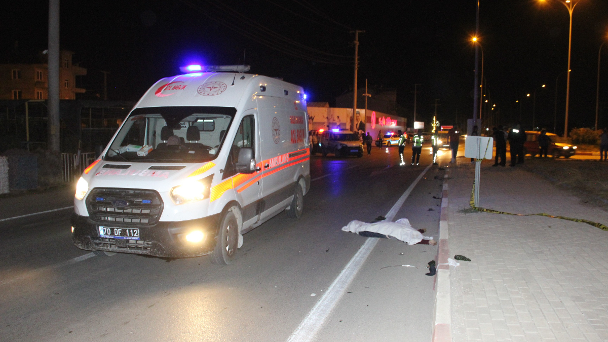 Karaman'da düğüne giderken aracın çarptığı yaşlı çift hayatını kaybetti