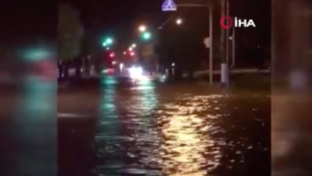 Japonya'da sel felaketi 3 can aldı