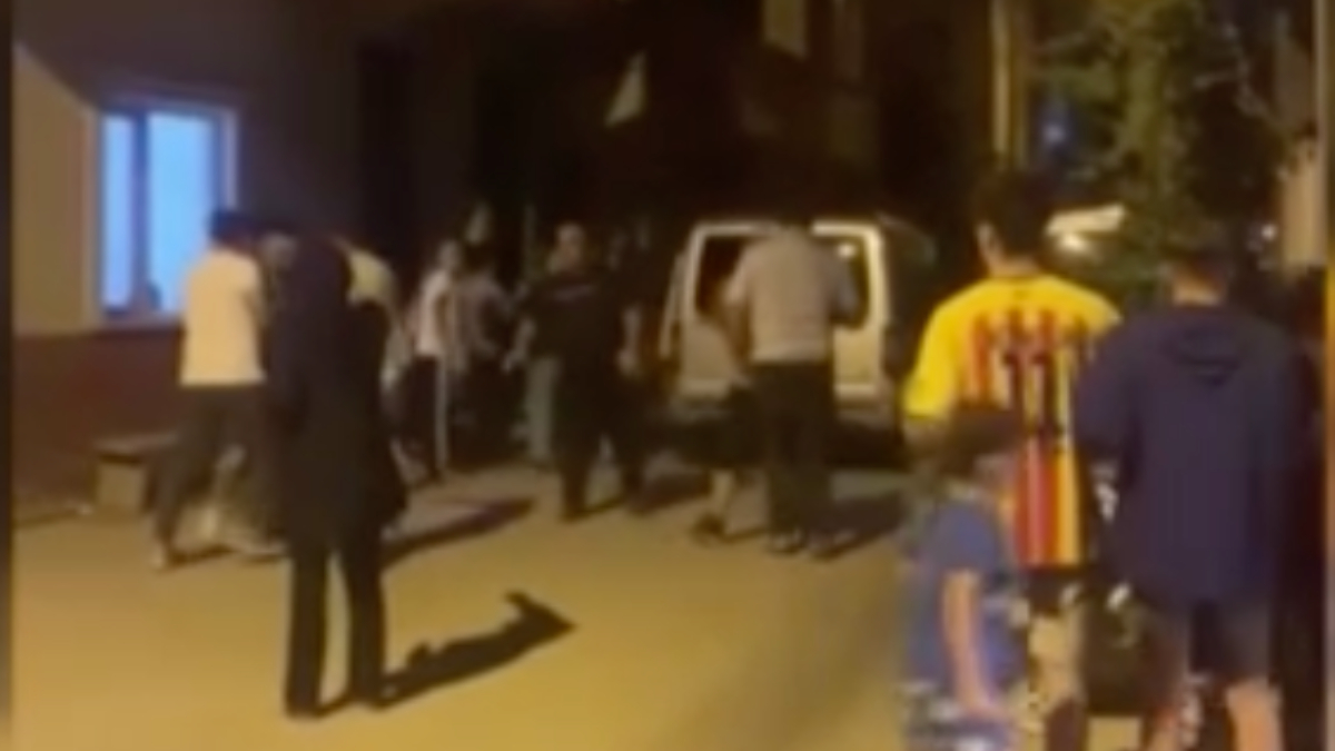 Bursa'da bir genci darbettikleri anları kaydeden 2 kişi tutuklandı