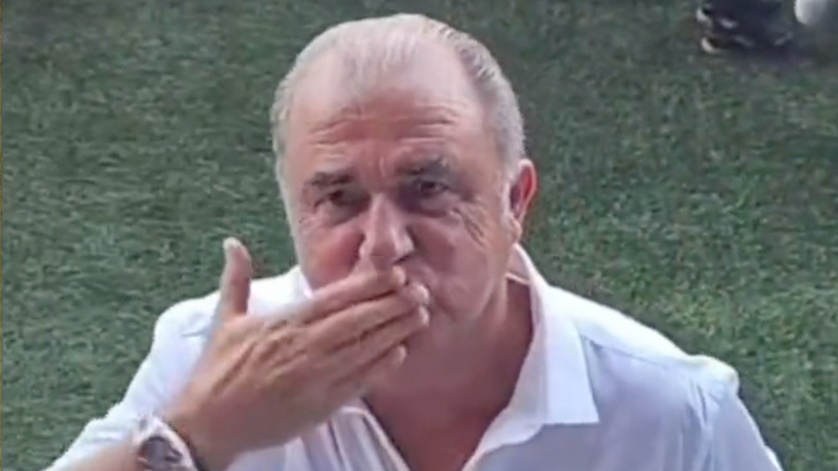 Fatih Terim'in 'seni milli takıma geri istiyoruz' diyen taraftara tepkisi