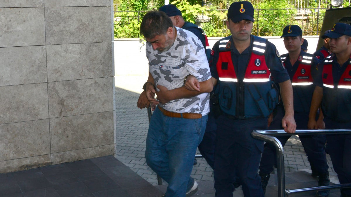 Kahramanmaraş'ta kamyonla cenaze namazına girdi: Yönünü değiştirmeseydim daha kötü olurdu