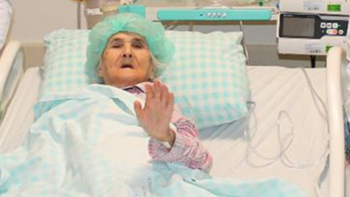 Konya'da 103 yaşındaki kadın kalp piliyle sağlına kavuştu