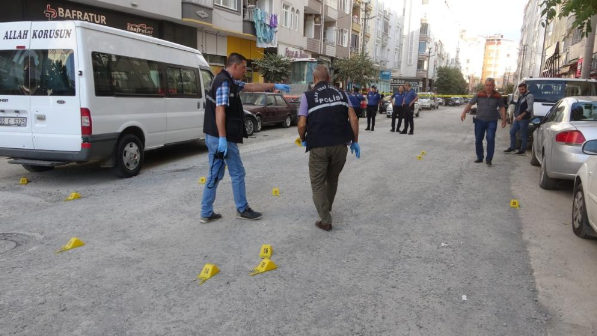 Samsun'da servisçiler okulun ilk günü silahlı çatışmaya girdi