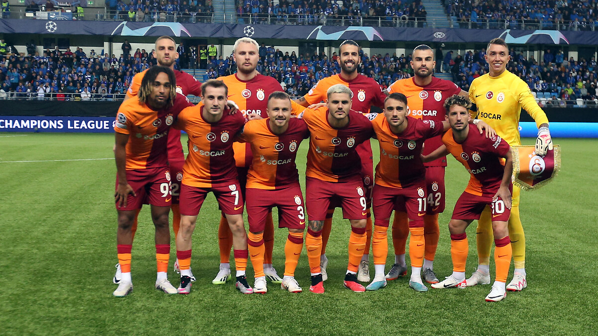 Galatasaray'da iki yabancı futbolcu yolcu: Karar verildi
