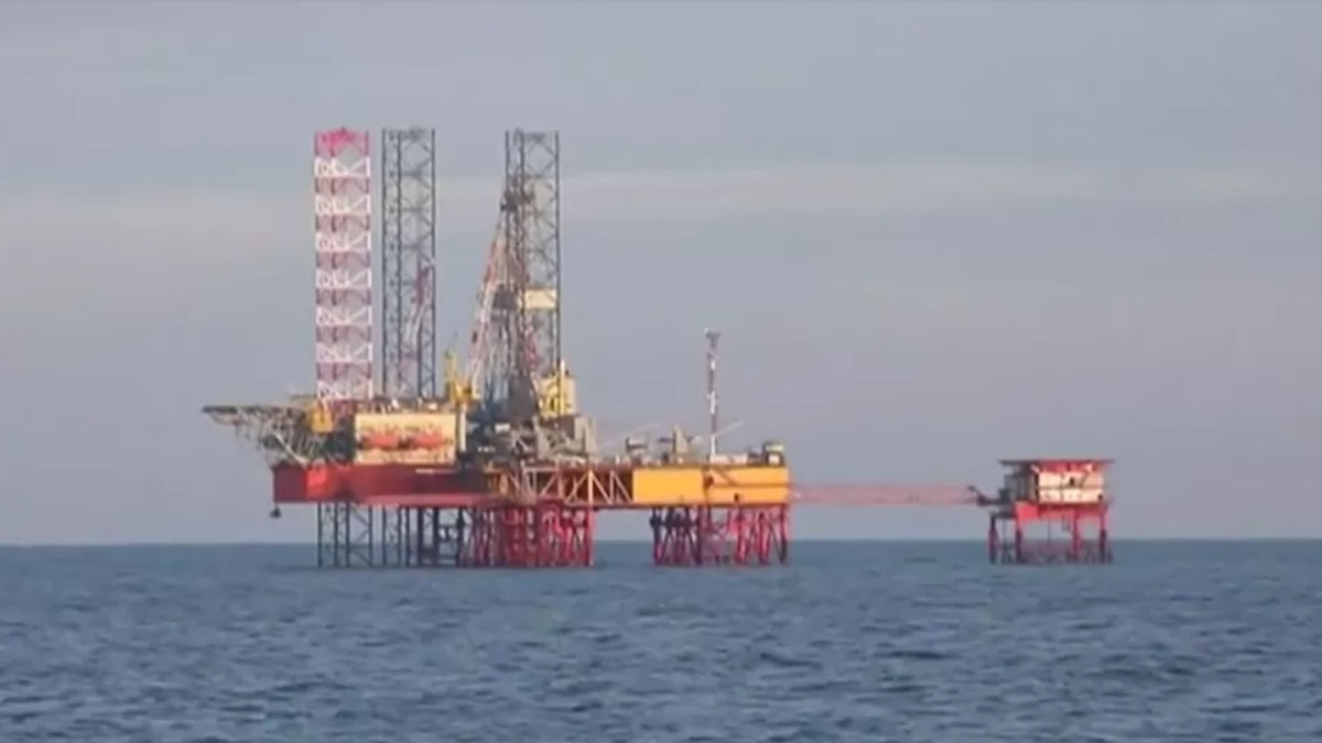 Ukrayna istihbaratı: Karadeniz'deki stratejik sondaj kulelerinin kontrolü bizde