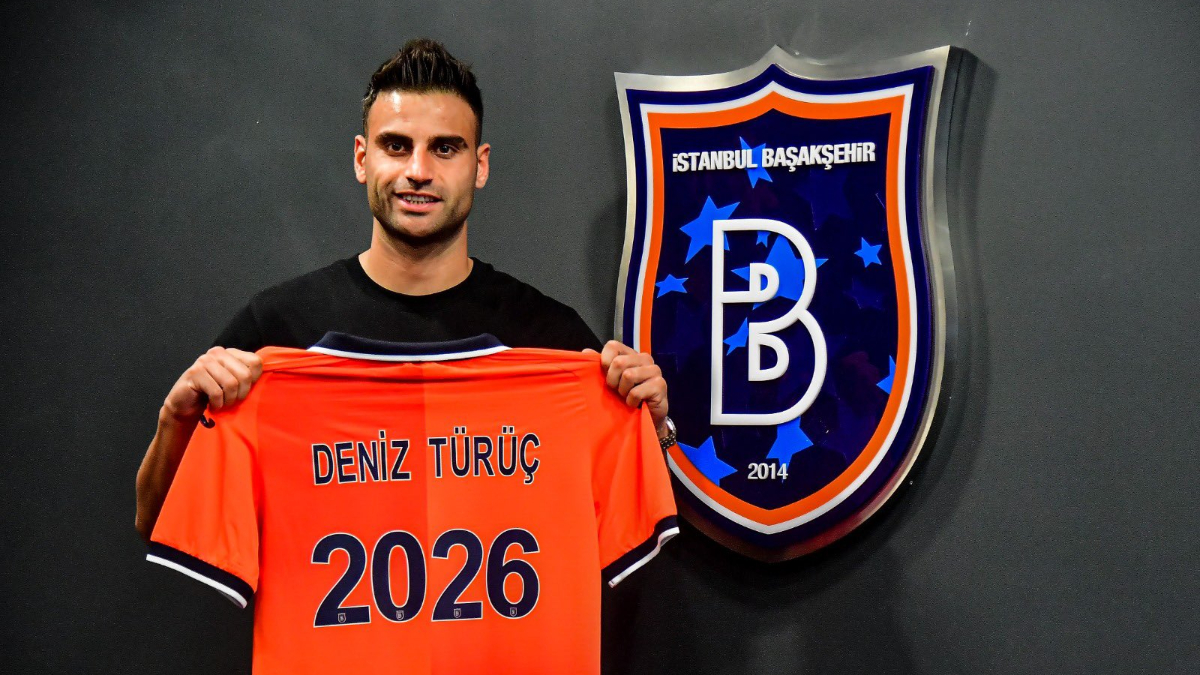 Başakşehir, Deniz Türüç'ün sözleşmesini uzattı