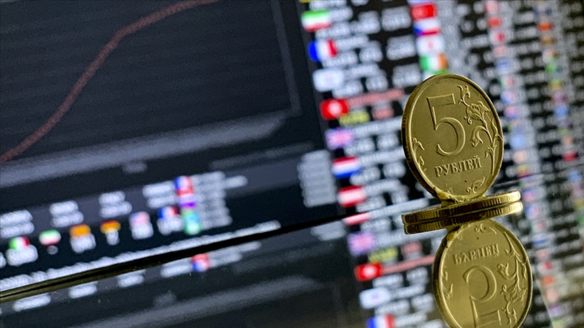 Moskova Borsası’nda durdurma kararı