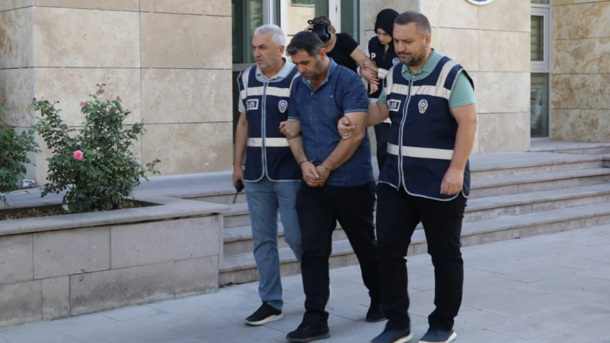 Amasya'da 70 yaşında evlenmek isteyen adamı dolandıran 2 kişi yakalandı