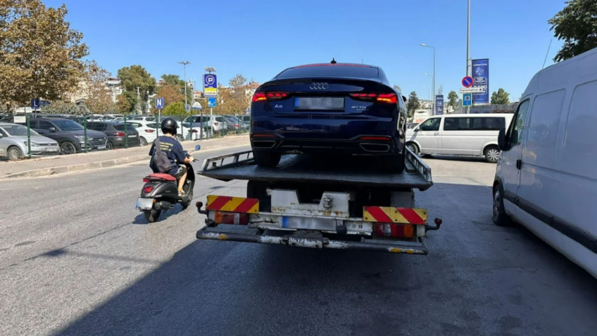İstanbul'da drift atan trafik magandasına 30 bin lira ceza kesildi