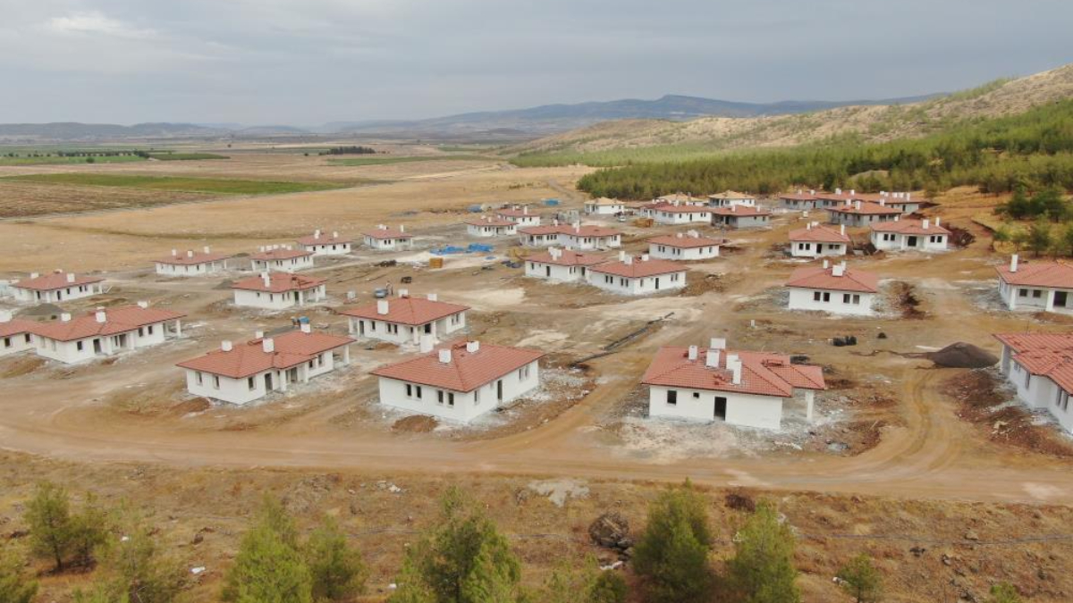 Gaziantep'teki depremzedelerin köy evleri sahiplerini bekliyor