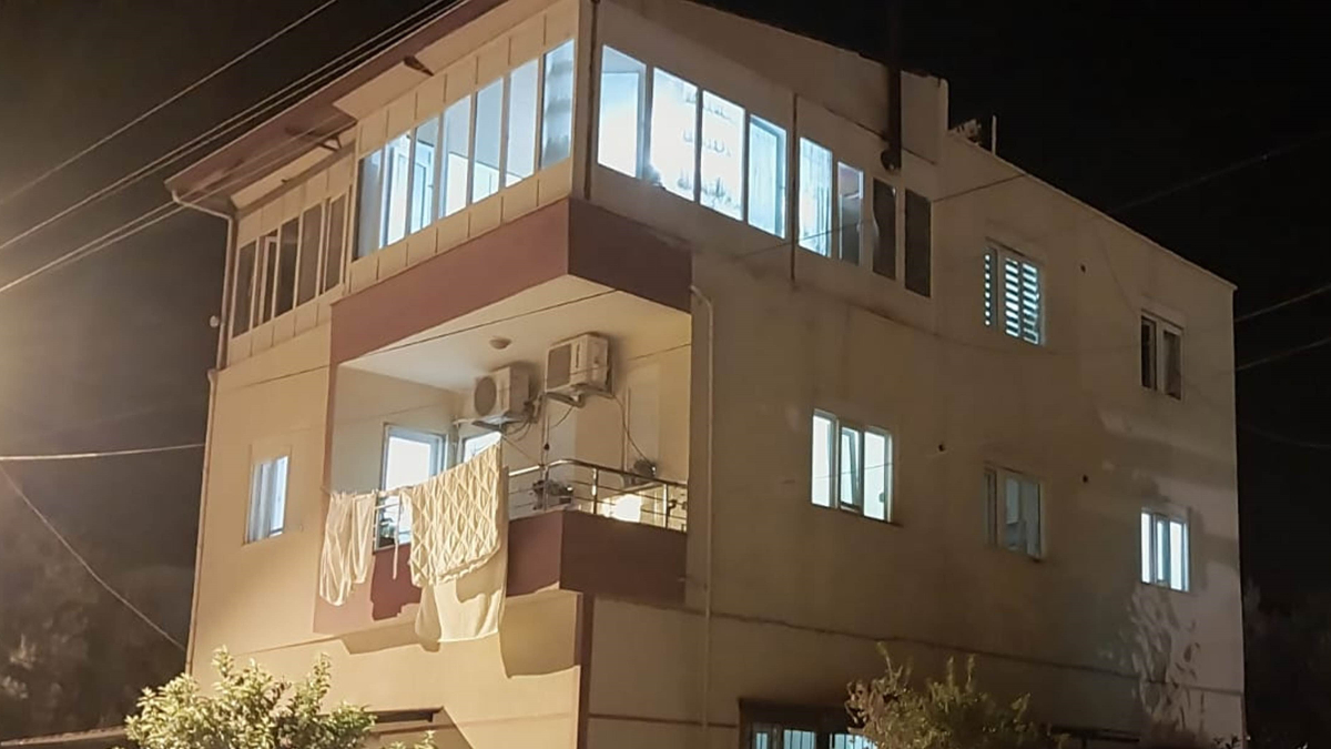 Mersin'de 7 yaşındaki oğlunun boğazını kesen baba tutuklandı