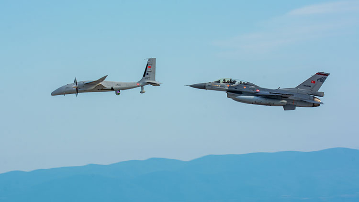 Bayraktar AKINCI TİHA'dan 30 bin saatlik uçuş