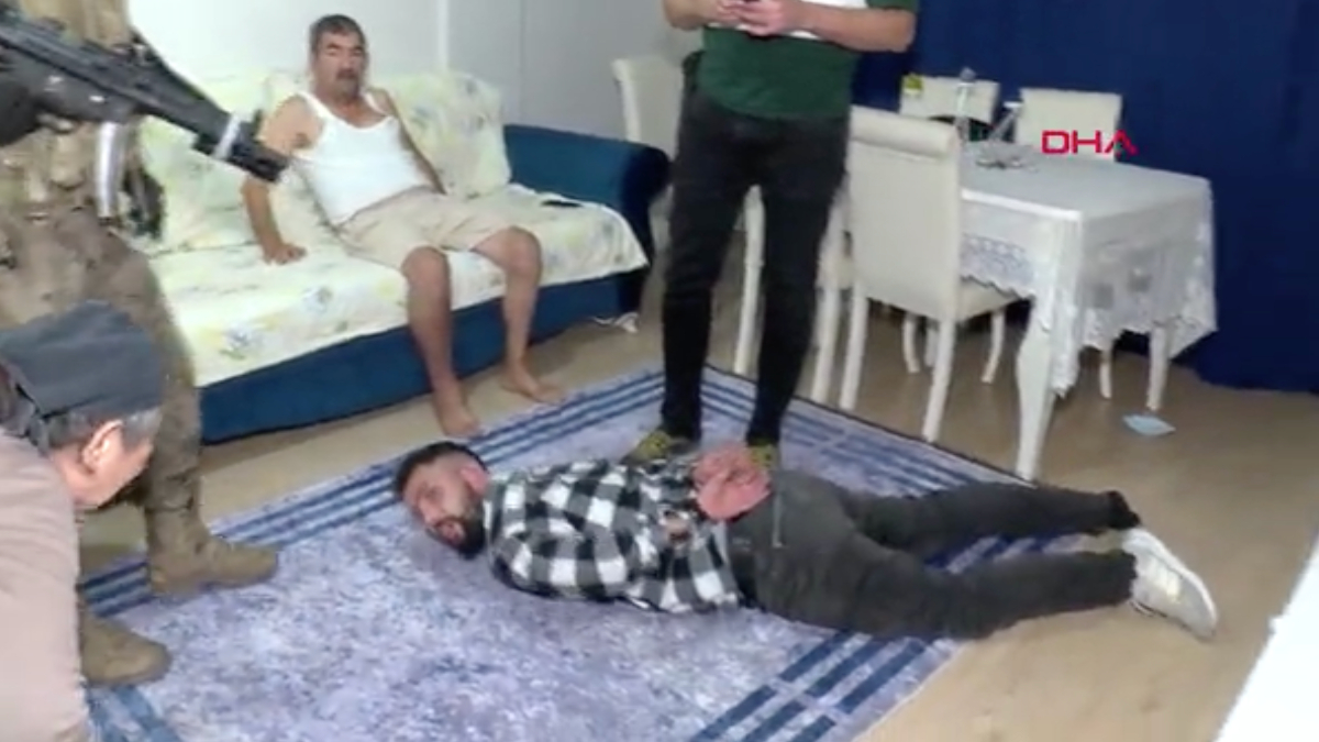 İstanbul'da uyuşturucu operasyonu: Torbacıyı şaşkına çeviren plan