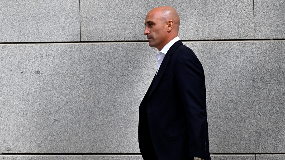 Luis Rubiales, cinsel taciz suçlamasından ifade verdi