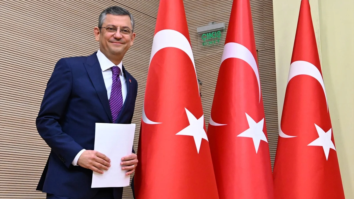 Özgür Özel'e Alevi delegeler soruldu: Atatürk bile kazanamaz