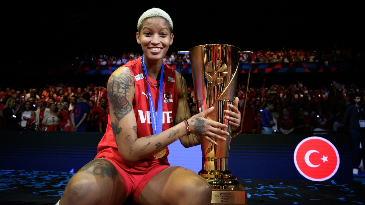 Ulusalarası Voleybol Federasyonu'ndan 'devşirme' kuralında değişiklik