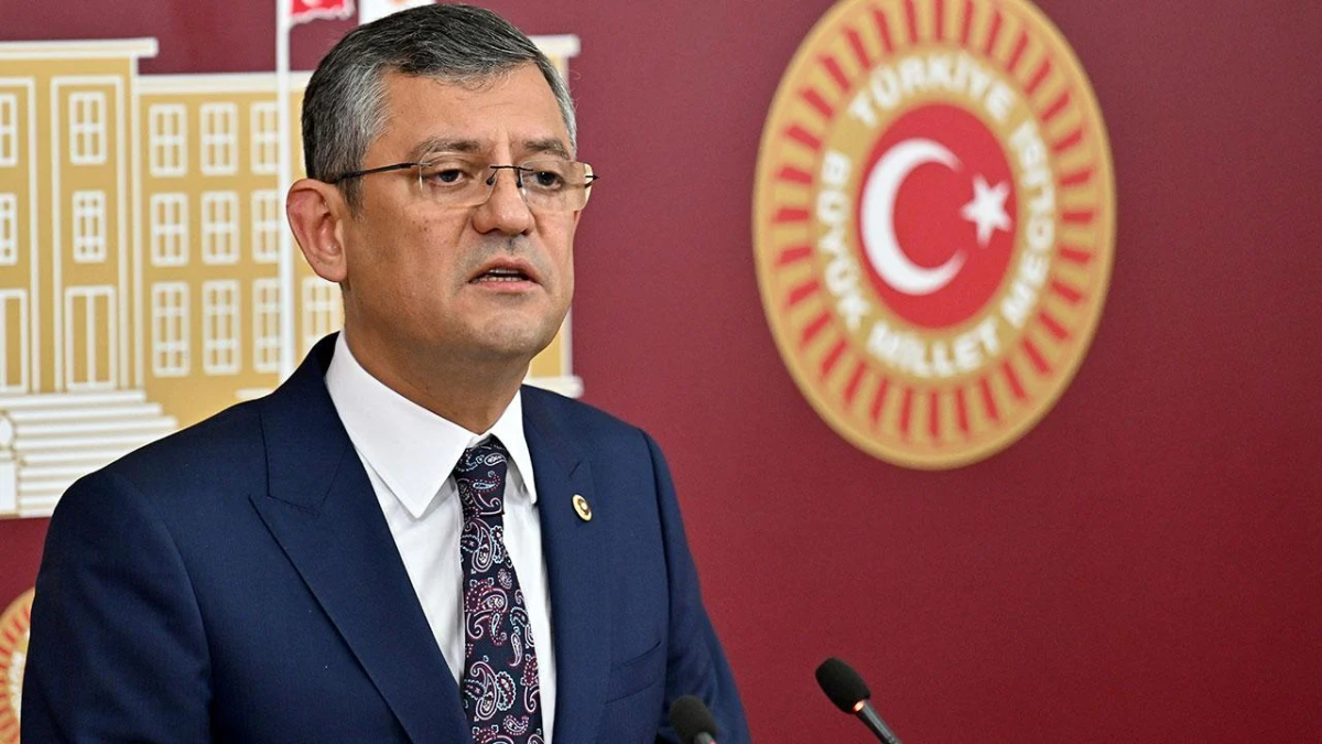 Özgür Özel: Şimdilik istifa etmiyorum