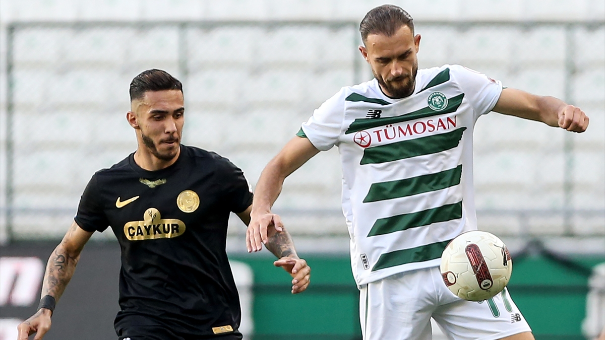 Rizespor, geriye düştüğü maçta Konyaspor'u mağlup etti