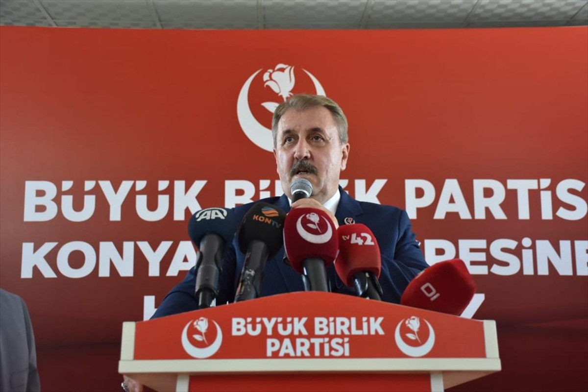 Mustafa Destici: Türkiye artık darbe anayasasından kurtulmalı