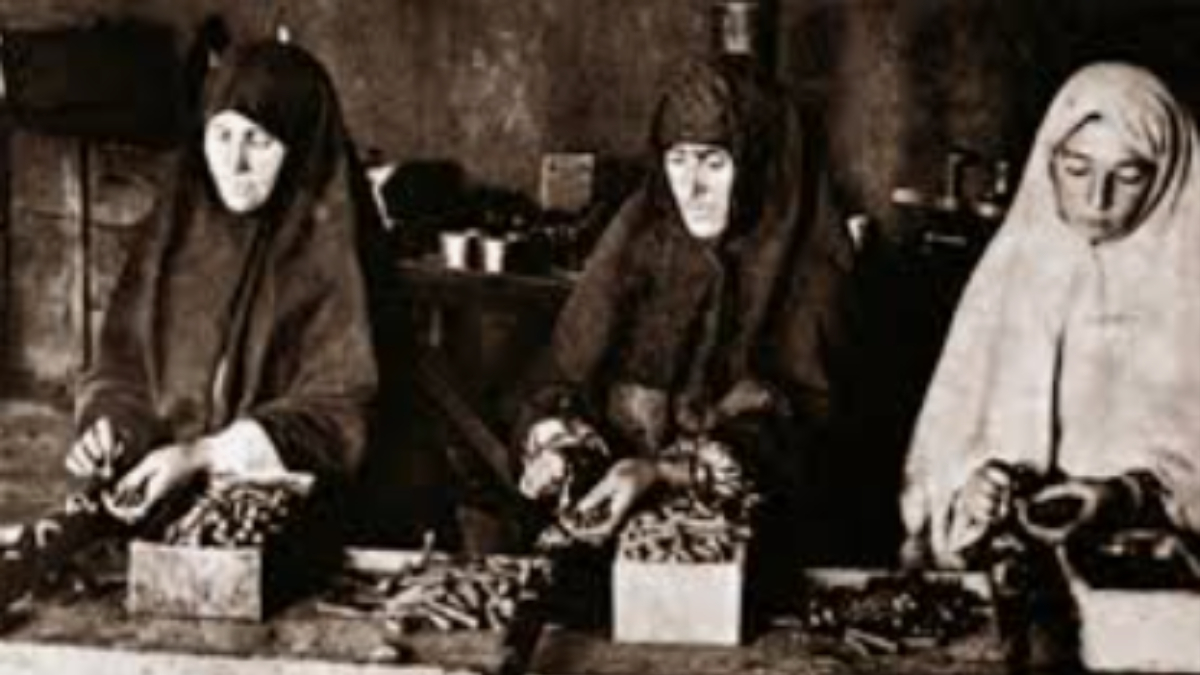 Vakanüvis CHP'nin 100 yılını yazdı: CHP, hep aynıydı…