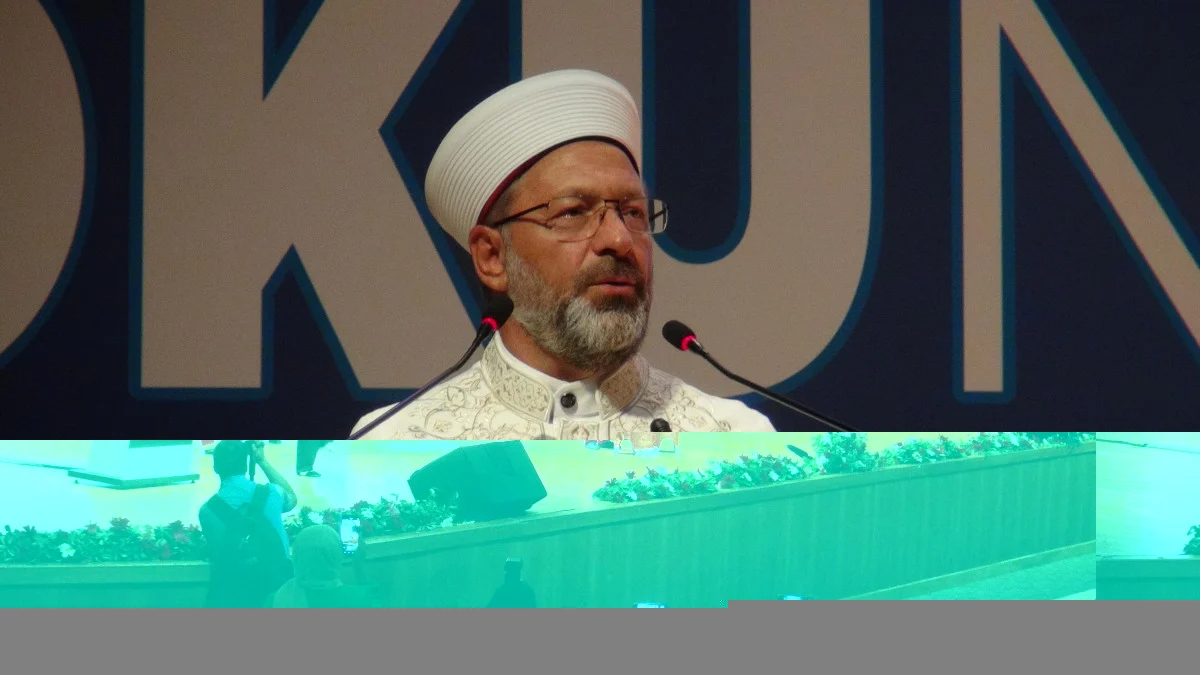 Ali Erbaş: 6 Şubat depreminde Kur'an eğitimine hiç ara vermedik