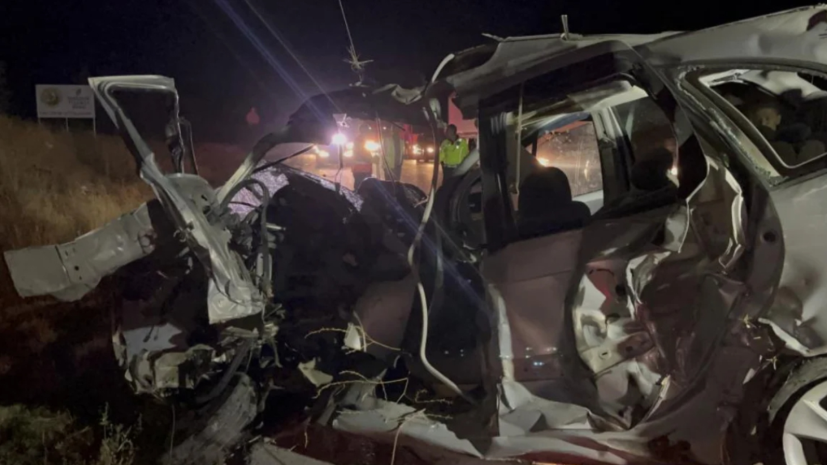 Eskişehir'de şarampole yuvarlanan otomobilin sürücüsü yaşamını yitirdi