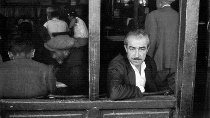 Önümde dağ gibi Nazım Hikmet var; o yüzden şair olamadım hikayeci oldum diyen bir yazar: Orhan Kemal