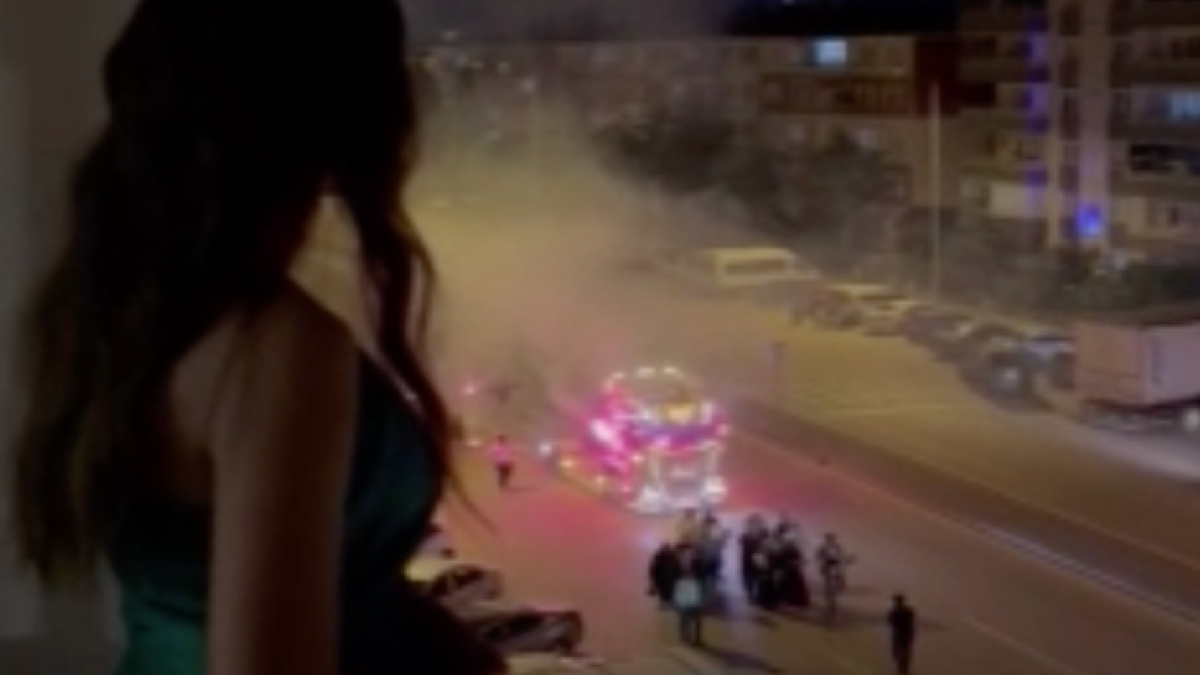 Ankara'da bir genç, kız istemeye tırla gitti