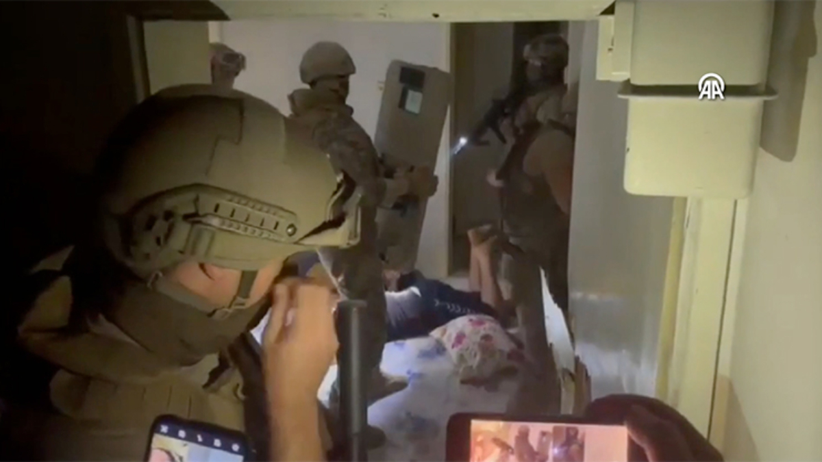 Bursa'da uyuşturucu satıcılarına eş zamanlı operasyon