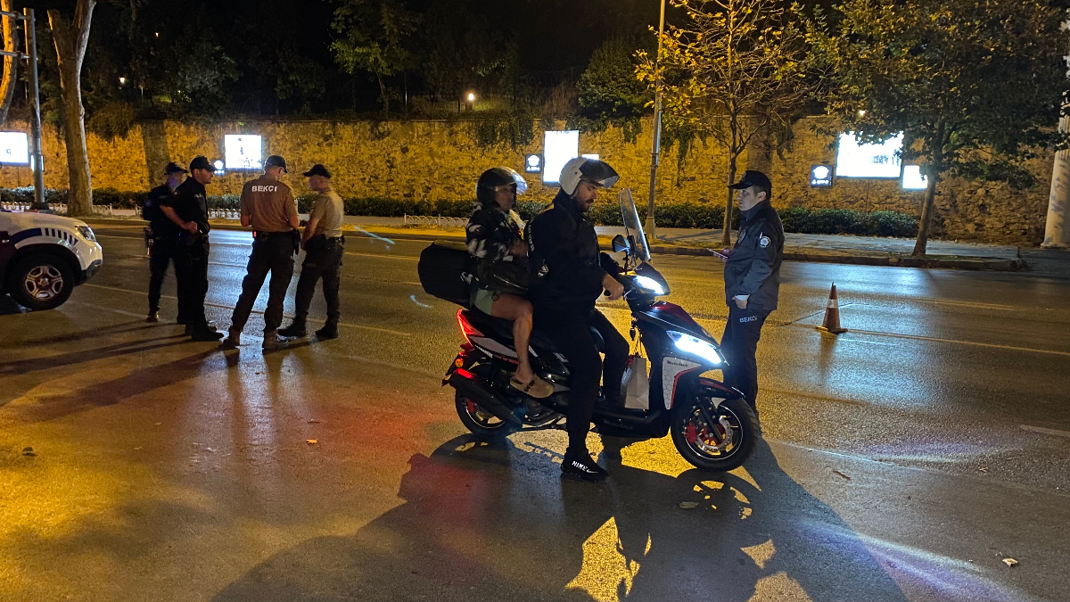 İstanbul'da motosiklet sürücülerine denetim gerçekleştirildi