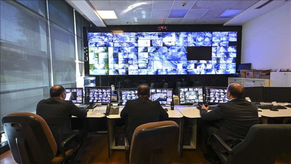 TBMM'de yeni yasama yılı için güvenlik önlemleri artırıldı