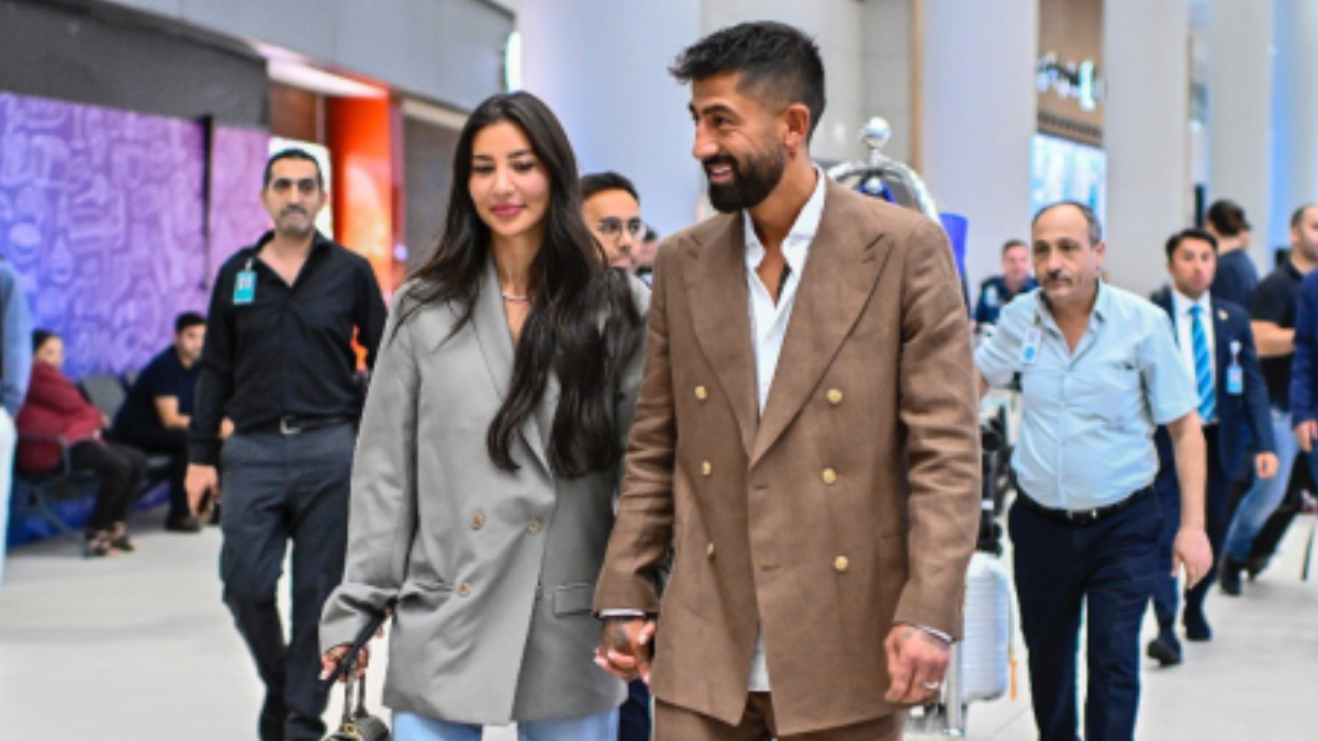 Eşine çiçek gönderen Galatasaraylı Kerem Demirbay'ın yazdığı not sosyal medyayı salladı