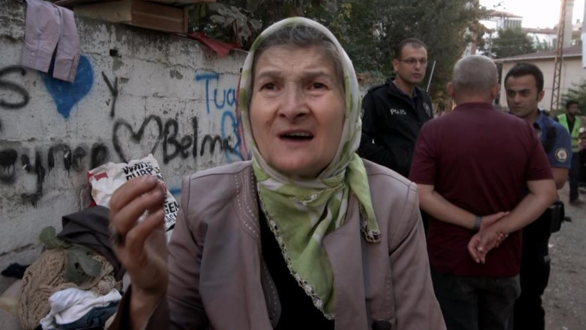 Samsun'da belediye başkan adayının evinden 15 kamyon çöp çıktı