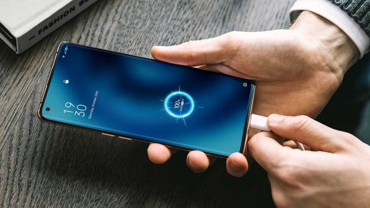 Hepimiz aynı hatayı yapıyoruz! Telefonunuzu bu şekilde şarj ederseniz…