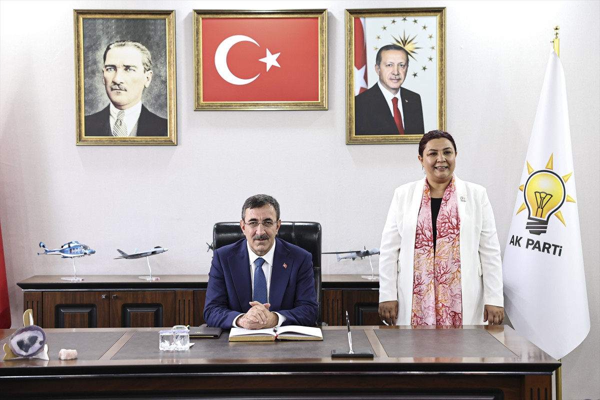 Cevdet Yılmaz'dan ekonomi mesajı: 1.3 trilyon dolar ekonomik büyüklüğe ulaşacağız