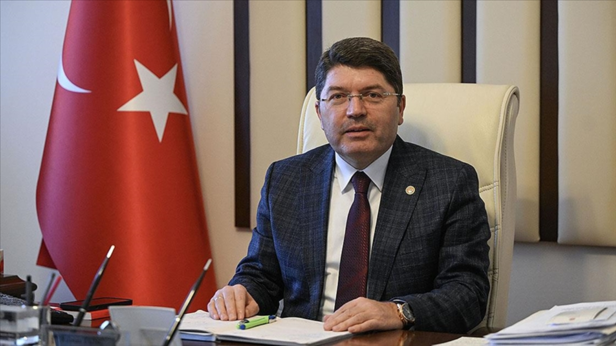 Adalet Bakanı Yılmaz Tunç, Danıştay'ın 'hakimlerin üst araması' kararını değerlendirdi