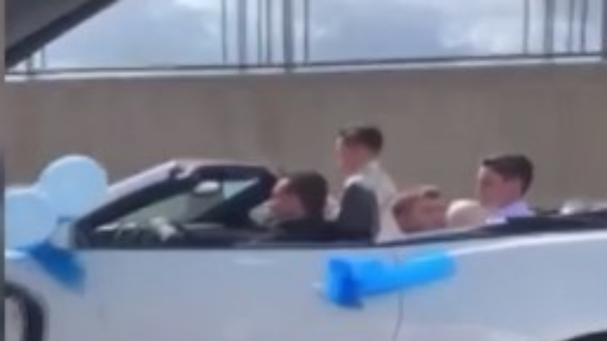 İstanbul Maltepe'de sünnet düğünü konvoyunda havaya ateş açan şahıs yakalandı