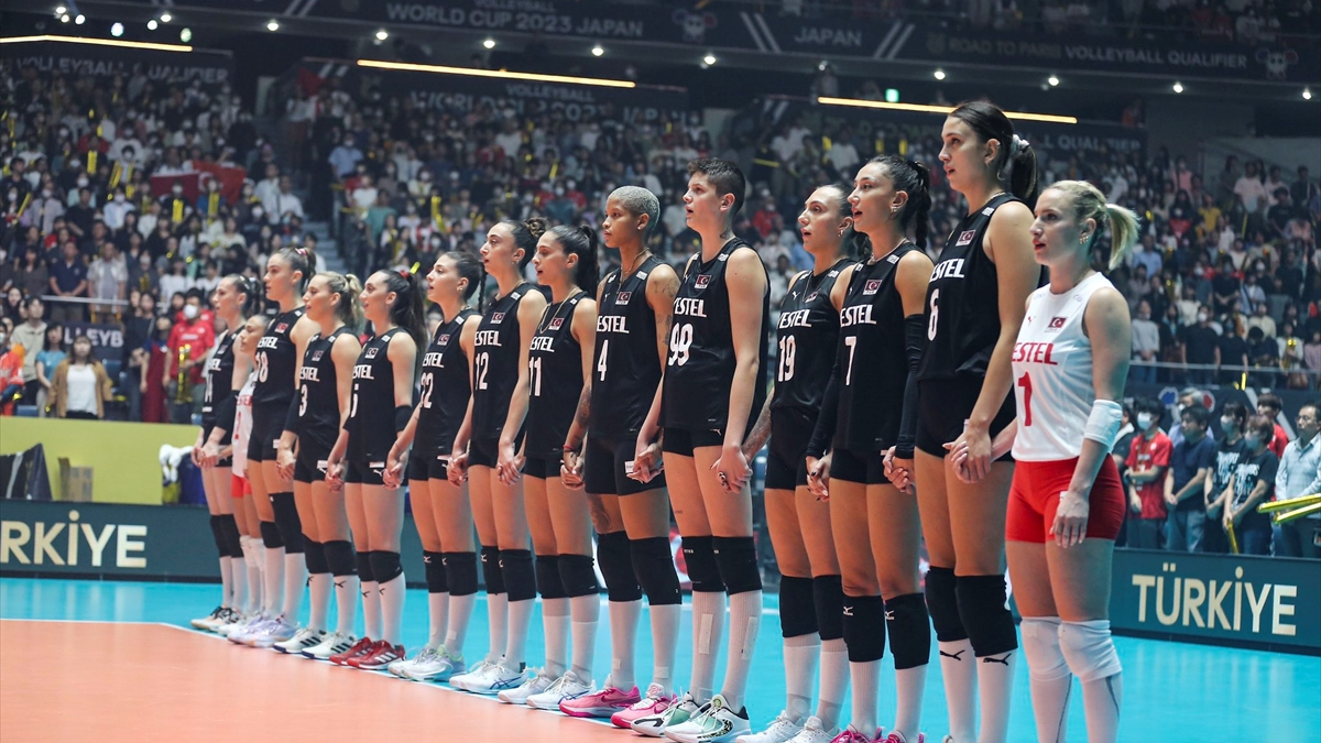 A Milli Kadın Voleybol Takımı, Belçika'yı set vermeden devirdi