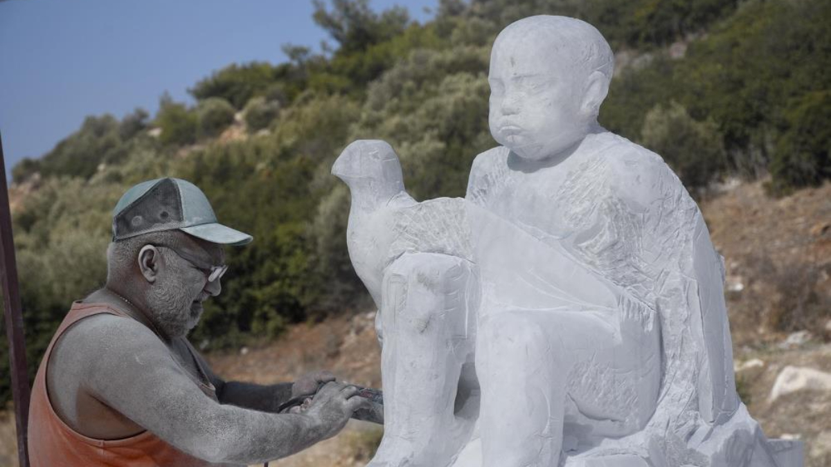 CHP'li Kuşadası Belediyesi düzenledi: Cumhuriyetin 100. yılına özel heykel sempozyumu