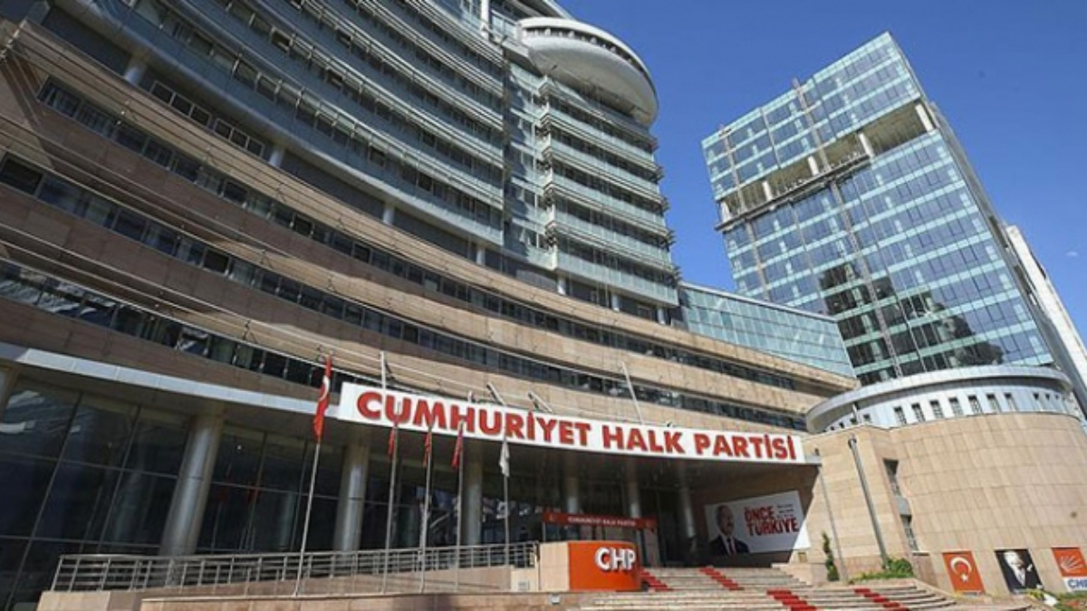 CHP'de delege oyunu: Ankara'da listeye belediye personeli ve akrabalar yazıldı