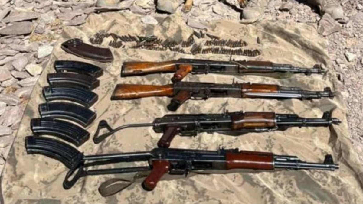 Van'da PKK'ya ait 2 sığınak tespit edildi! Çok sayıda mühimmat yakalandı