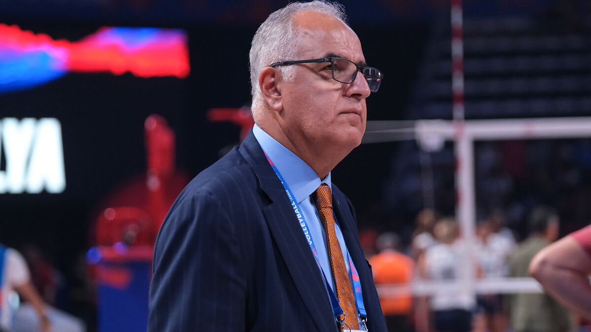 Mehmet Akif Üstündağ: 2026 Avrupa Voleybol Şampiyonası Türkiye'de düzenlenecek