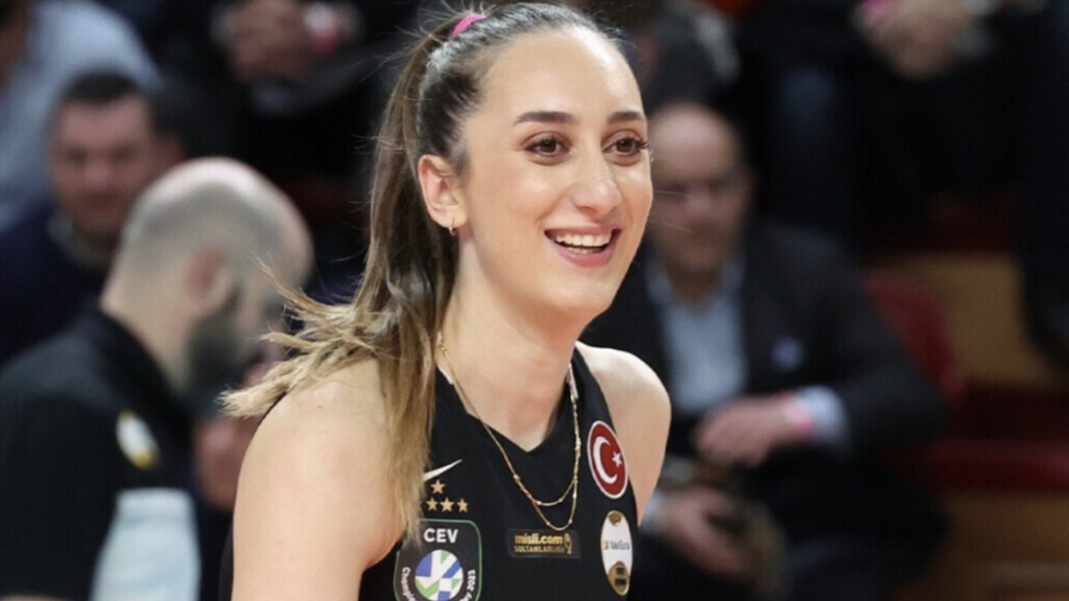 Voleybol sahasından nikah masasına! Filenin Sultanları Ayça Aykaç'ın müstakbel eşi bakın kim çıktı