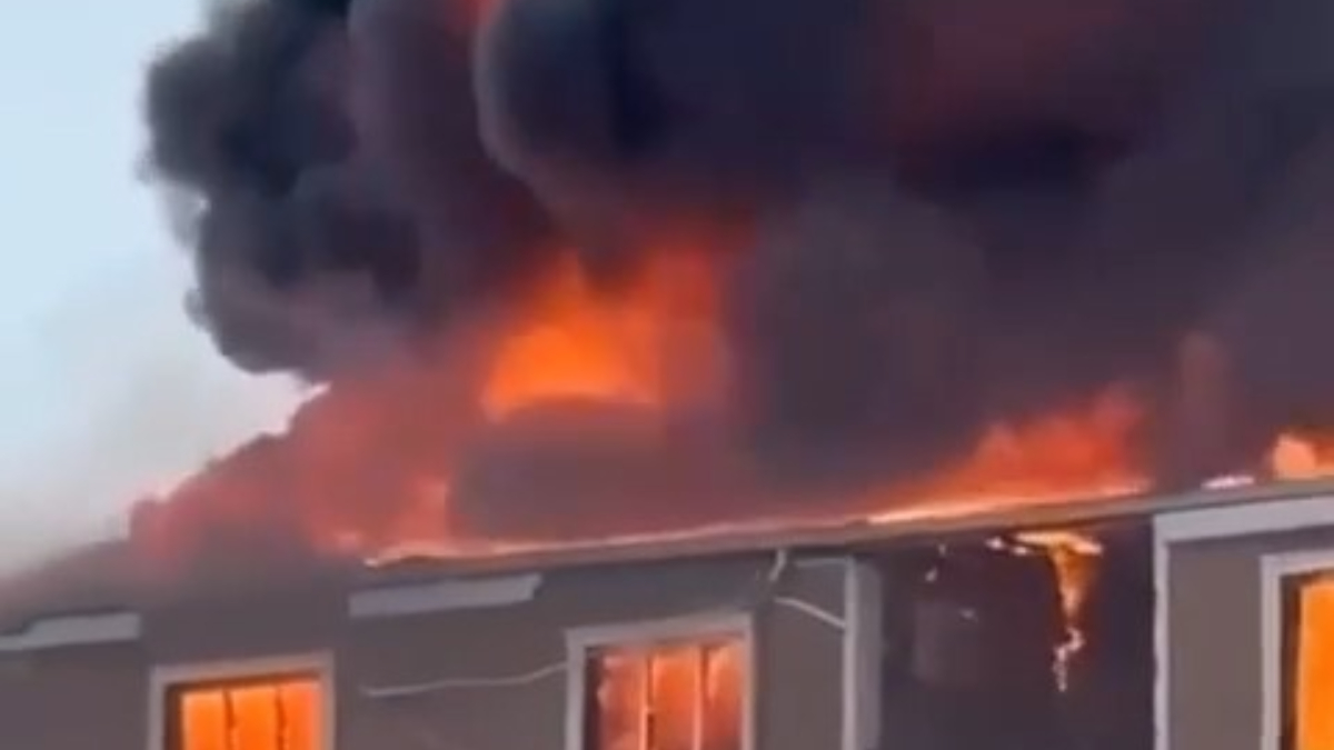 Batman'daki binada yangın! 6 daire kullanılamaz hale geldi...