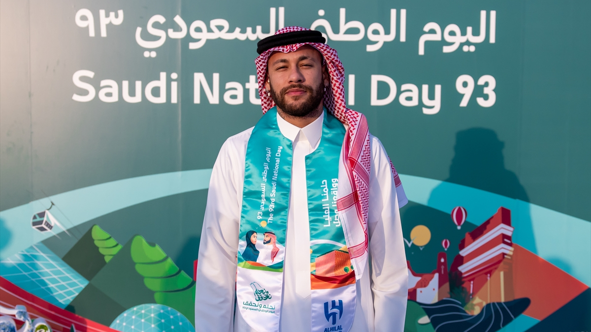 İranlı kadınlar Neymar’ı tribünden izleyecek