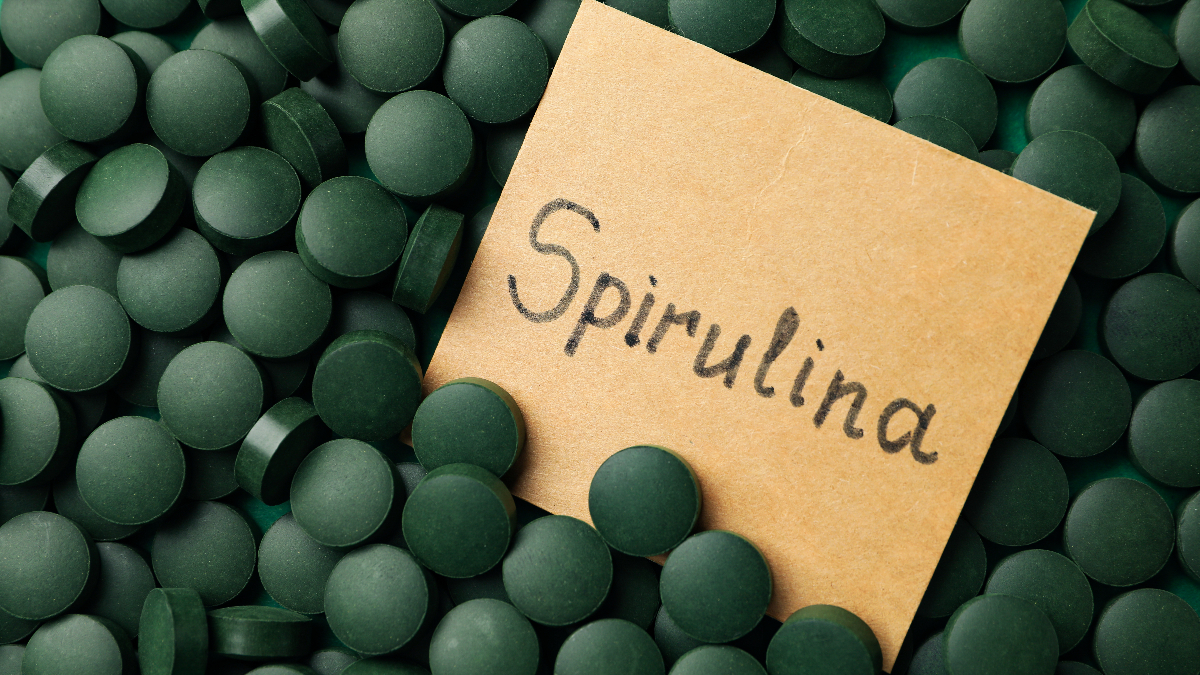 1 kaşığı bile yetiyor! yeşil mucize spirulina ve faydaları
